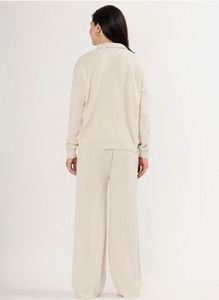Conjunto de Dos Piezas de Suéter y Pantalones de Alta Calidad, Tejido Suave, Estilo de Diseñador, Fabricado en India al Mejor Precio - Product Image 5
