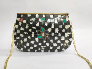 Pochette en mosaïque fabriquée à la main glamour Mode haut de gamme abordable pour chaque événement Pochette en mosaïque de luxe par LUXURY CRAFTS - Product Image 3