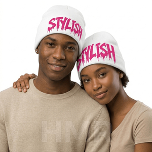 Gorro de Punto HMR Sisterhood Brotherhood, Elegante, Color Blanco con Letras Rosadas, Estilo Urbano Unisex, Gorro de Punto con Diseño Personalizado - Product Image 5