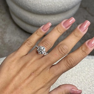Anillo de Compromiso Clásico con Cristal de Corte Brillante Redondo, Engaste de Puntas, Engaste de Bisel, Diseño Floral para Fiesta, Joyería Fina para Mujer - Product Image 3