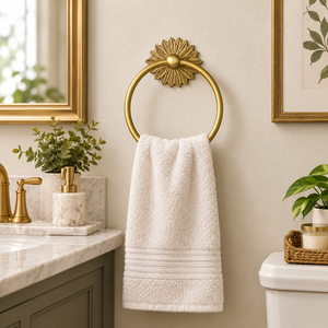 Support mural élégant pour serviette en laiton artisanal, motif marguerite florale, avec plaque décorative soleil, accessoire de salle de bain - Product Image 3