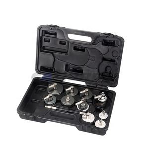 Juego de Adaptadores para Cilindro de Purgado de Frenos de Aire Master de 10 Piezas CALIBRE TAIWAN - Product Image 1