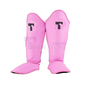 Protège-tibias en cuir confortable avec protection en mousse EVA souple pour le sport - Léger et écologique, coussinets de confort supplémentaires - Product Image 1