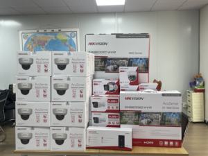 <span class=keywords><strong>Hikvision</strong></span> <span class=keywords><strong>4MP</strong></span> AcuSense In-teto Rede <span class=keywords><strong>IP</strong></span> Dome <span class=keywords><strong>Camera</strong></span> Mini DS-2CD2E43G2-U 2.8mm Lens Outdoor Face Recognition Alarme <span class=keywords><strong>NVR</strong></span> - Product Image 4