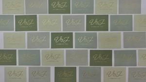 Papeles artesanales de primera calidad con bordes irregulares y un elegante acabado texturizado, ideales para invitaciones, papelería y manualidades. - Product Image 5