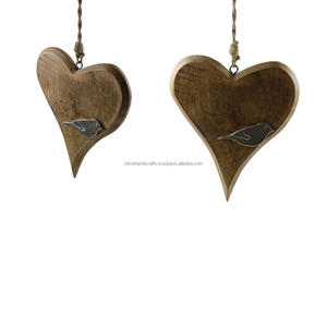 Décor à suspendre coeur en bois vintage meilleur design d'intérieur pour noël matériau naturel ornement à suspendre de noël - Product Image 2