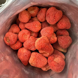 Freeze Dried Strawberry Snacks Vietnam Factory Fresh Dehydrated Strawberry <b>Bulk</b> Supplier Manufacturer Export Global Shipping - Product Image 1