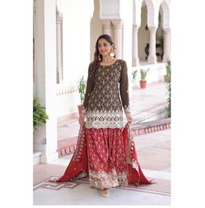 Aujourd'hui, nous présentons des ensembles Sharara prêts à porter en soie Vichitra avec des broderies de sequins Zari pour les moments cérémoniels traditionnels. - Product Image 1