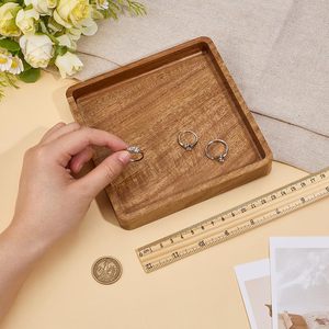 Plateau carré en bois Hanobe : Petit plateau carré en bois brûlé, plateau de service style ferme pour table basse, porte-bougie rustique - Product Image 3