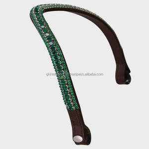 Banda de cejas de caballo de cuero Premium negra decorativa con cristales verdes esmeralda clásicos con cierre de bucle de botón a presión y logotipo personalizado - Product Image 5