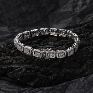 Pulsera Holográfica con Dije de Diamante Moissanita Corte Esmeralda para Hombre, Plata 925 con Baño de Rodio, Joyería de Lujo Estilo Hip Hop para Boda, Regalo para Él - Product Image 4