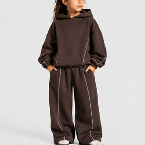 Conjunto Deportivo con Capucha para Niñas, Color Marrón, Manga Larga, Corte Holgado, Color Sólido, Bolsillos Laterales, Estilo Casual Otoñal, Ropa Urbana Infantil al por Mayor - Product Image 1