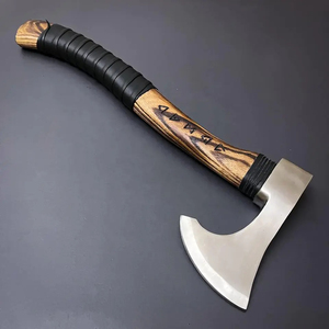 Hache Viking Tomahawk en Acier Inoxydable Faite à la Main avec Manche en Bois de Palissandre et Housse en Cuir – Garantie 1 An pour Utilisation Extérieure – Cadeau DIY - Product Image 6