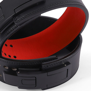 เข็มขัดยกน้ำหนักหนังแท้คุณภาพสูง ปรับได้ พร้อมโลโก้สั่งทำและฉลากสินค้าส่วนตัว - Product Image 5