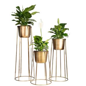 Pot de fleurs décoratif moderne en cuivre avec support surélevé en fer doré pour un style intérieur haut de gamme et les bureaux, balcon - Product Image 1