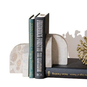 Porte-livres en marbre travertin moderne, décoration intérieure neutre de luxe - Product Image 2