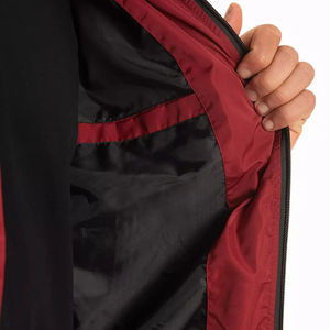 Chaqueta Cortavientos Táctica de Esquí con Capucha, Impermeable, con Parches de Camuflaje Personalizados - Product Image 6