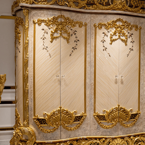 Armoire Royale Classique Ultra Luxe en Bois Massif d'Acajou, Sculptée à la Main avec Détails Dorés, Style Palais, Meuble de Chambre Personnalisé - Product Image 5