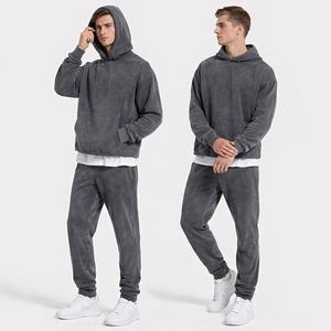 Conjunto Deportivo Personalizado con Lavado Ácido, Sudadera con Capucha y Pantalones Deportivos Unisex, Ropa Urbana - Product Image 2