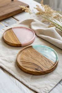 Posavasos Decorativos de Madera y Resina Hechos a Mano con Patrones Artísticos de Resina para Accesorios Modernos para el Hogar - Product Image 1