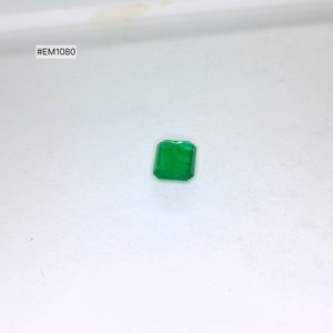 Approvisionnement en gros 2026 : Pierre précieuse émeraude de forme octogonale de Zambie, 9,80x7,90x4,00mm, 2,46ct, pour collections de bijoux de créateurs sur mesure - Product Image 3