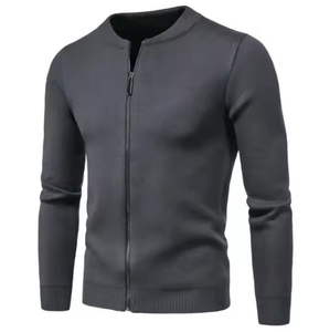 Suéter Cárdigan de Hombre, Corte Ajustado, 100% Algodón, Cuello Redondo, Tejido de Punto, Cierre Frontal Antiarrugas, Personalizable - Product Image 4