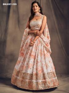 ผ้าออร์แกนซ่าคุณภาพพรีเมียมพร้อมลายพิมพ์ดอกไม้-เลื่อม-ปักดิ้นทอง ชุดเลเฮนกา-โจลีสีขาวและสีพีช ผู้ผลิตจากเมืองสุราษฎร์ - Product Image 3