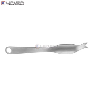 Outil manuel Schumacher de qualité professionnelle, lame de 29 cm (11 1/2 po) de largeur, 35 mm de hauteur, 18 mm, pour couper et façonner des instruments médicaux - Product Image 5