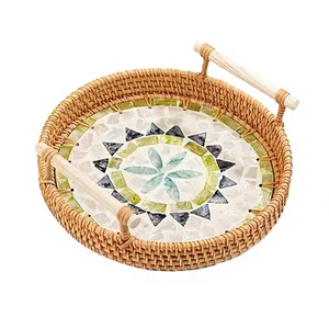 Bandeja Redonda de Mimbre con Diseño de Mosaico, Organizador Decorativo de Estilo Bohemio para Mesa - Product Image 1