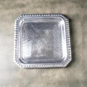 Plateau de service en acier inoxydable pour la restauration, conçu pour une présentation efficace des repas, idéal pour les restaurants, hôtels, cafés, buffets et autres. - Product Image 5