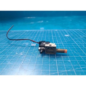 Vanne solénoïde à commande directe SMC 10-VQ110-5M0-M5, utilisée comme pièce détachée pour équipement semi-conducteur Legacy - Product Image 5