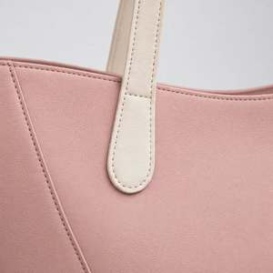 Bolsa de Mano Premium con Tela Resistente, Interior Espacioso y Asas Cómodas para Compras y Viajes Diarios - Product Image 4