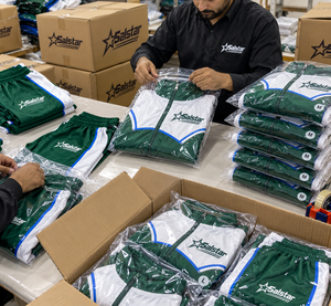 Custom <b>Men</b> Green <b>White</b> Tracksuit Set Lightweight Windbreaker <b>Jacket</b> & Jogger Pants Wholesale Sportswear Tracksuit Manufacturers - Product Image 5