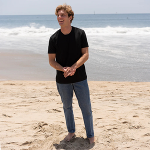 Camiseta Premium para Hombre, 100% Algodón, 230g, Bordada, Color Negro Clásico, Cómoda, Informal, Estilo Urbano, Suave y Transpirable - Product Image 5