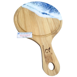 Planche à découper ronde en bambou Thatuwood avec design vague en résine, style côtier, ustensiles de cuisine faits à la main - Product Image 2