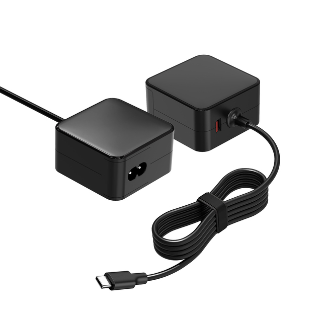 GaN Technology 65W Desktop Adapter PD Fast Charger Type-C Port Phone Charger Adapter with Certification