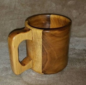 Mug en bois fait main, en bois massif naturel, design rustique, mug à café écologique pour la maison, la cuisine, la restauration - Product Image 4