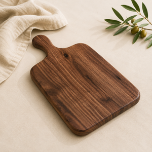 Planche à découper artisanale en bois de noyer noir massif avec poignée ergonomique, bloc de découpe de cuisine écologique de qualité supérieure pour la viande - Product Image 1