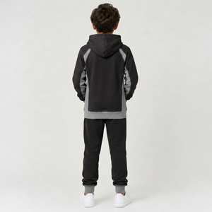 Sudadera con capucha para niños con comodidad premium, apariencia elegante y tela duradera, adecuada para uso durante todo el día en todas las estaciones. - Product Image 6
