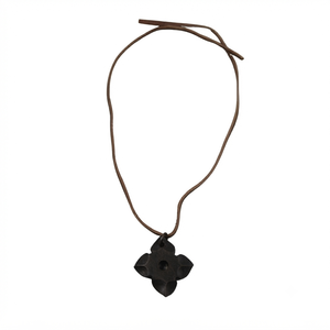 Collier pendentif artistique vintage unisexe, design étoile viking forgé à la main, avec sangle en cuir, colliers pendentifs tendance - Product Image 1