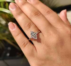 Anillo de Compromiso de Oro Rosa de 18K con Diamante Cultivado en Laboratorio de Corte Marquesa de 1CT, Alto Pulido, Sin Níquel, Sin Plomo, Regalo Clásico de Aniversario, India - Product Image 6