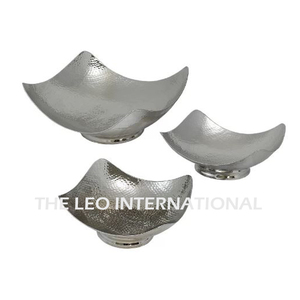 Cuenco Decorativo Japonés Chapado en Oro, Diseño de Hojas Metálicas en Acero Inoxidable y Latón, Cuenco Fundido a Mano - Product Image 6