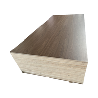 Contreplaqué marin stratifié à grain de bois durable en épaisseur de 9 à 18 mm pour les projets de garde-robe, d'armoires et de meubles d'intérieur