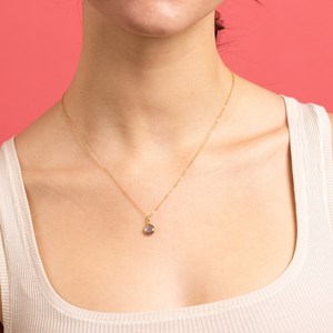 Colgante vintage hecho a mano de piedra lunar marrón chapado en oro, delicado regalo de compromiso para esposa o novia - Product Image 4