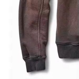 เสื้อสเวตเชิ้ตและเสื้อฮู้ดดี้ผ้าฟลีซกันน้ำสำหรับผู้ชาย น้ำหนักมาก ผลิตจากผ้าฝ้าย 100% สำหรับฤดูหนาว ดีไซน์กระเป๋าปักลาย 3 มิติ ขายส่ง - Product Image 4