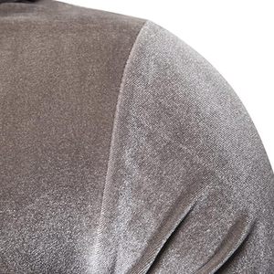 Sweat à capuche de luxe en velours pelucheux pour homme, personnalisé, épais, en velours froissé, monochromatique, coupe ajustée, avec poche kangourou - Product Image 6