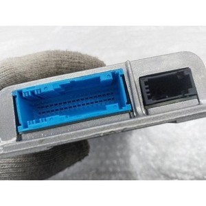 ECU และโมดูลคอมพิวเตอร์มือสองสำหรับรถยนต์ซีรีส์ 7 รุ่น 8410922974001 - Product Image 4