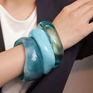 กำไลข้อมือเรซิ่นทำมือ งานฝีมือทันสมัย เครื่องประดับแฟชั่น กำไลเรซิ่นทำมือ กำไลเรซิ่นสวยหรู - Product Image 2