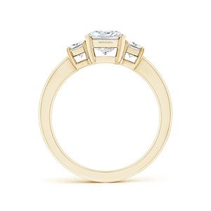 Anillo de Tres Piedras con Diamante Cultivado en Laboratorio con Corte Radiante Certificado por IGI, Diamantes Laterales con Corte Trapezoide en Oro de 10K, 14K, 18K, Plata 925, 935 - Product Image 4