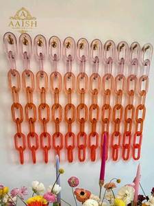 Chaîne à maillons en résine créative faite à la main, avec des maillons en résine uniques pour des designs de bijoux élégants et des accessoires de mode contemporains - Product Image 6